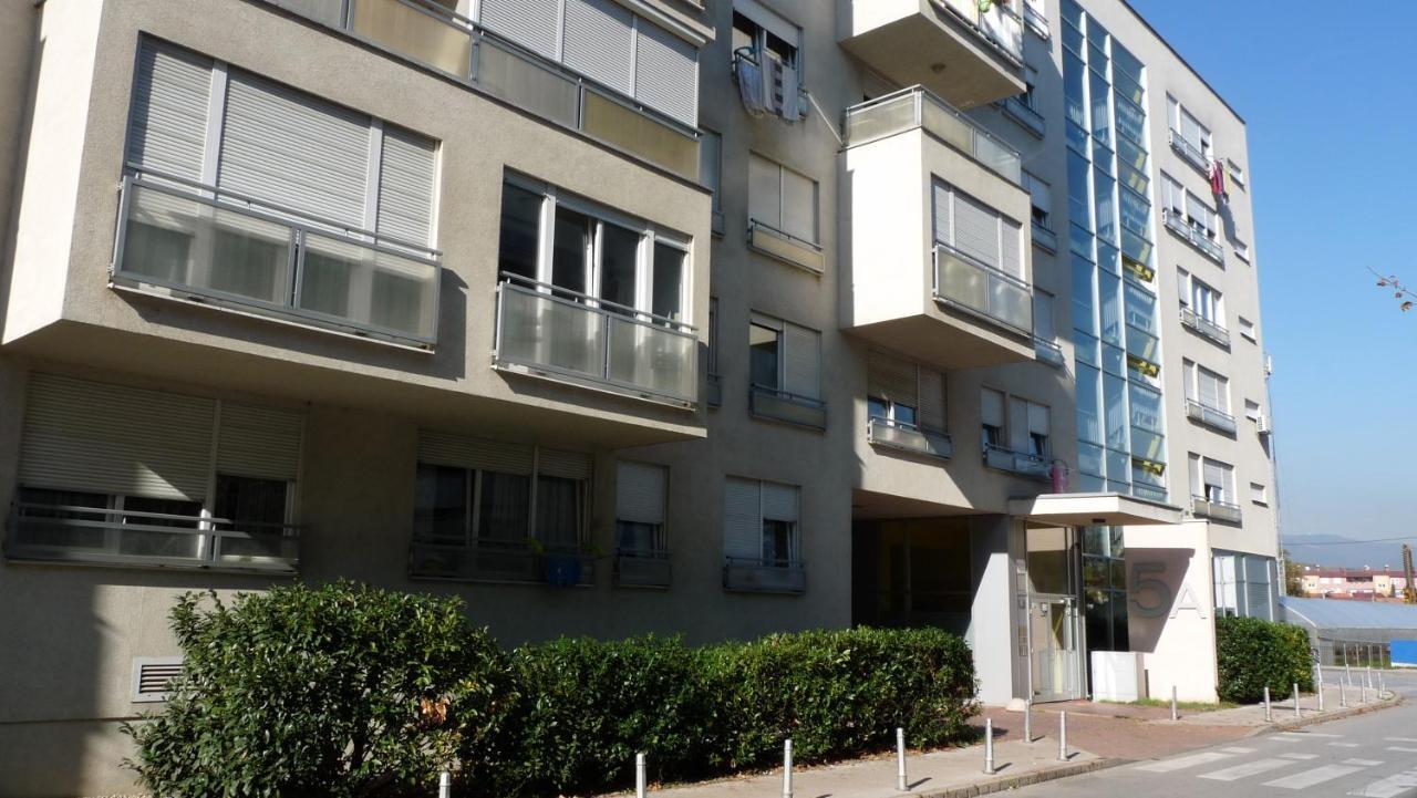 Boogie Apartment ซาเกร็บ ภายนอก รูปภาพ